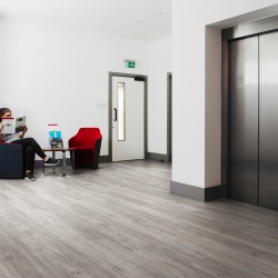 grey_oak_display